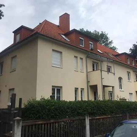 Tapetenwechsel -balkon- Appartement *